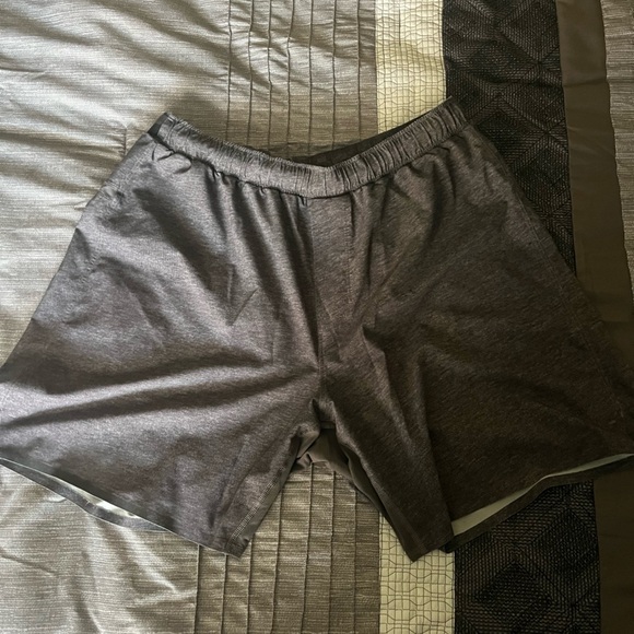 Grey Lululemon 7in Shorts - Picture 1 of 3